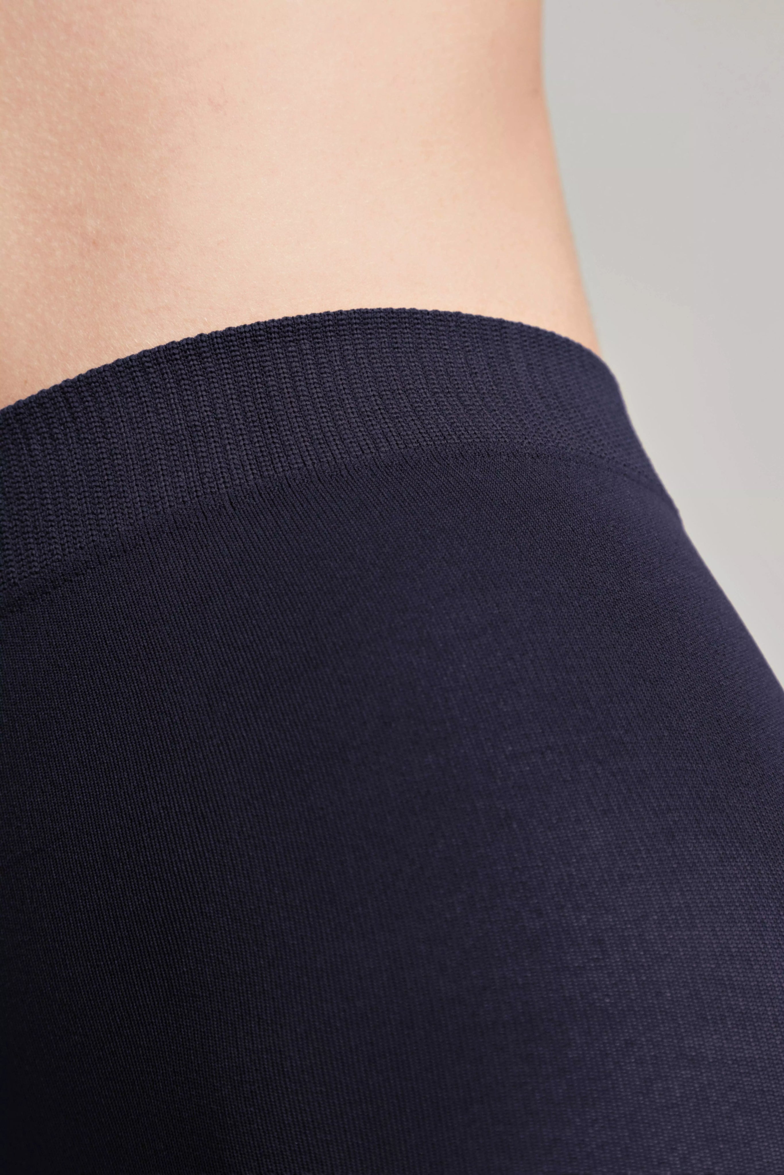 TheRanok.com Tights Conte Triumf 150 Den - Warm Opaque Microfiber — side view