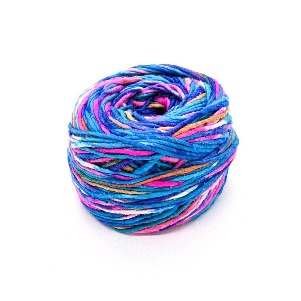 Darn Good Yarn Darn Good Yarn Where's My Hook? Bun Cover Crochet Kit — kits category context