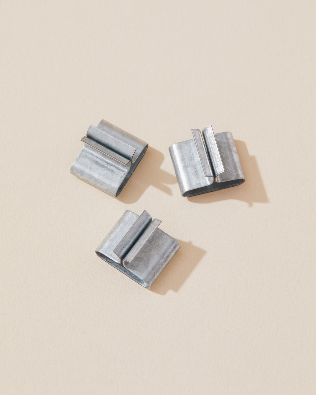 pre-inserted wood wick clips – makesy®, view 2