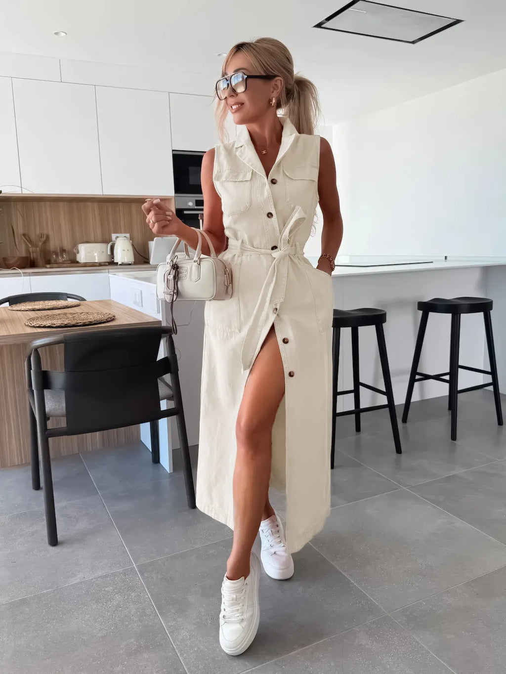 Women's Sleeveless Long Button-Front Tie-Waist Denim Dress