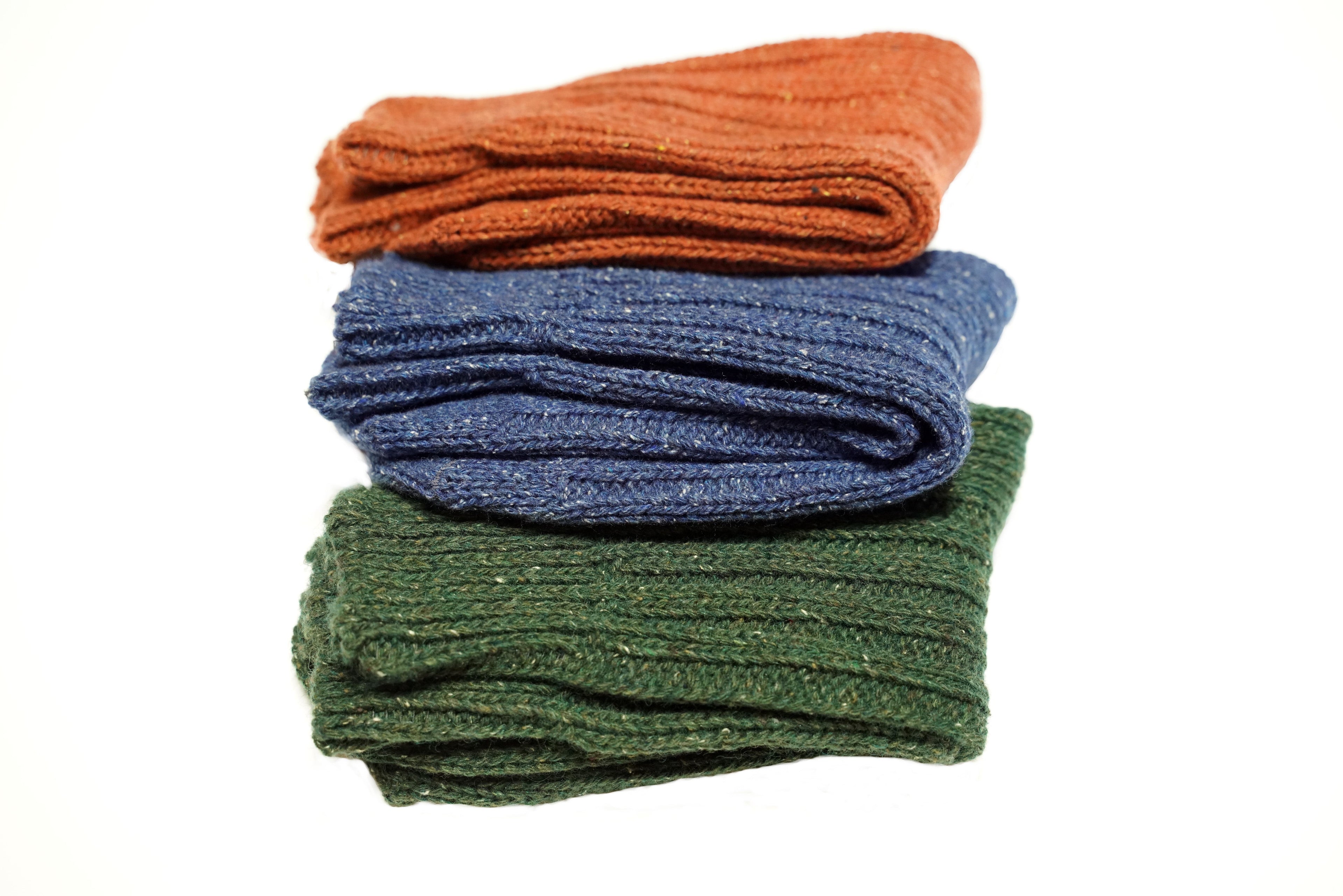 tittimitti tittimitti® Women’s Wool Silk Socks 3-Pack – Soft Warm Winter Crew Socks (Made in Italy) — side view
