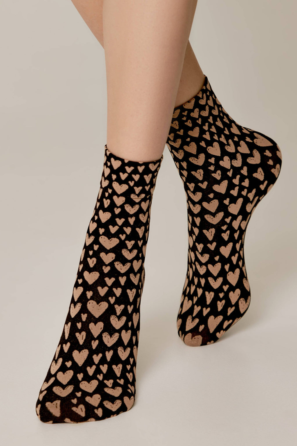 TheRanok.com Socks Conte Fantasy - Heart Pattern — main product shot