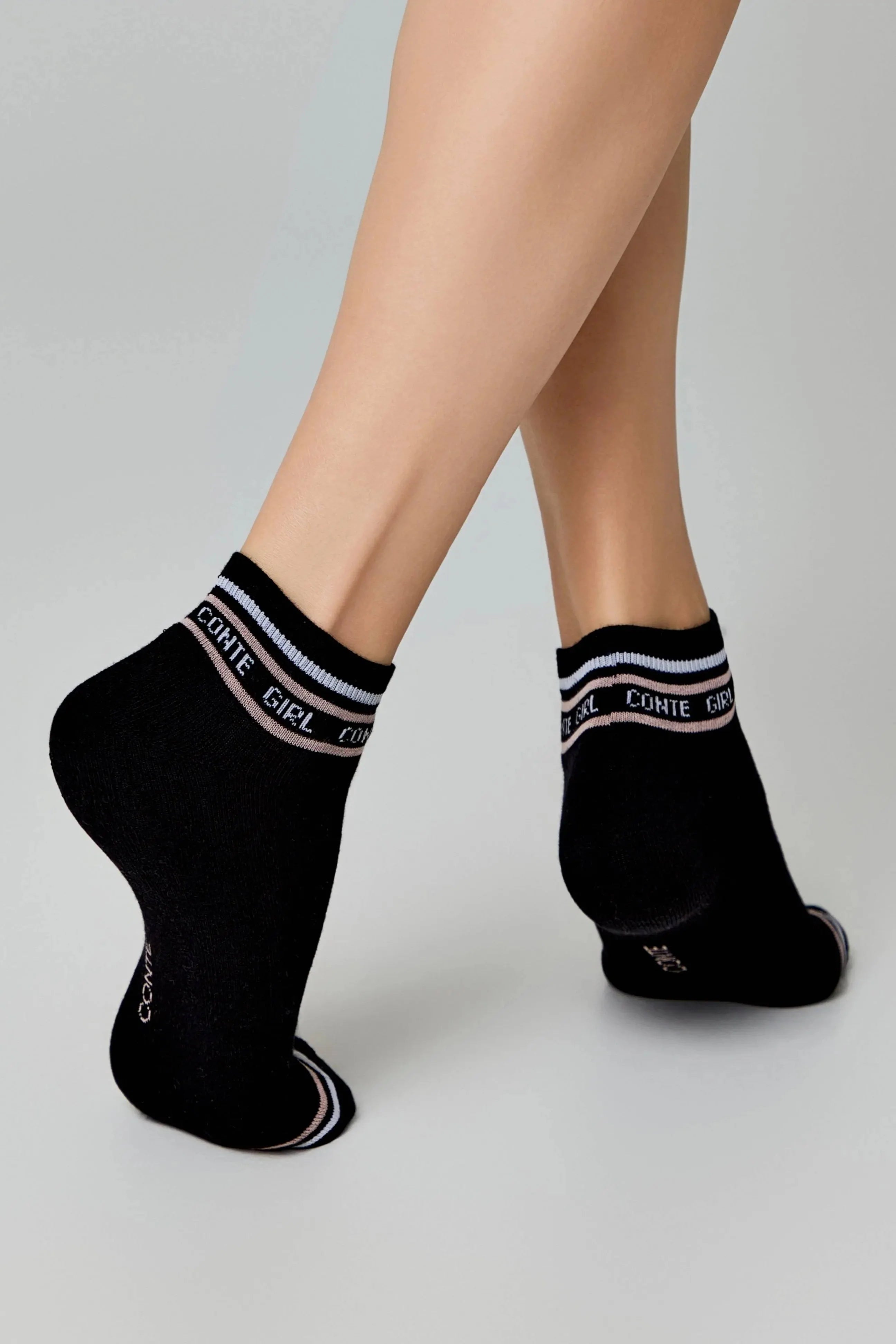 TheRanok.com Cotton Ankle Socks Conte Active 572 - Terry Foot — product on model