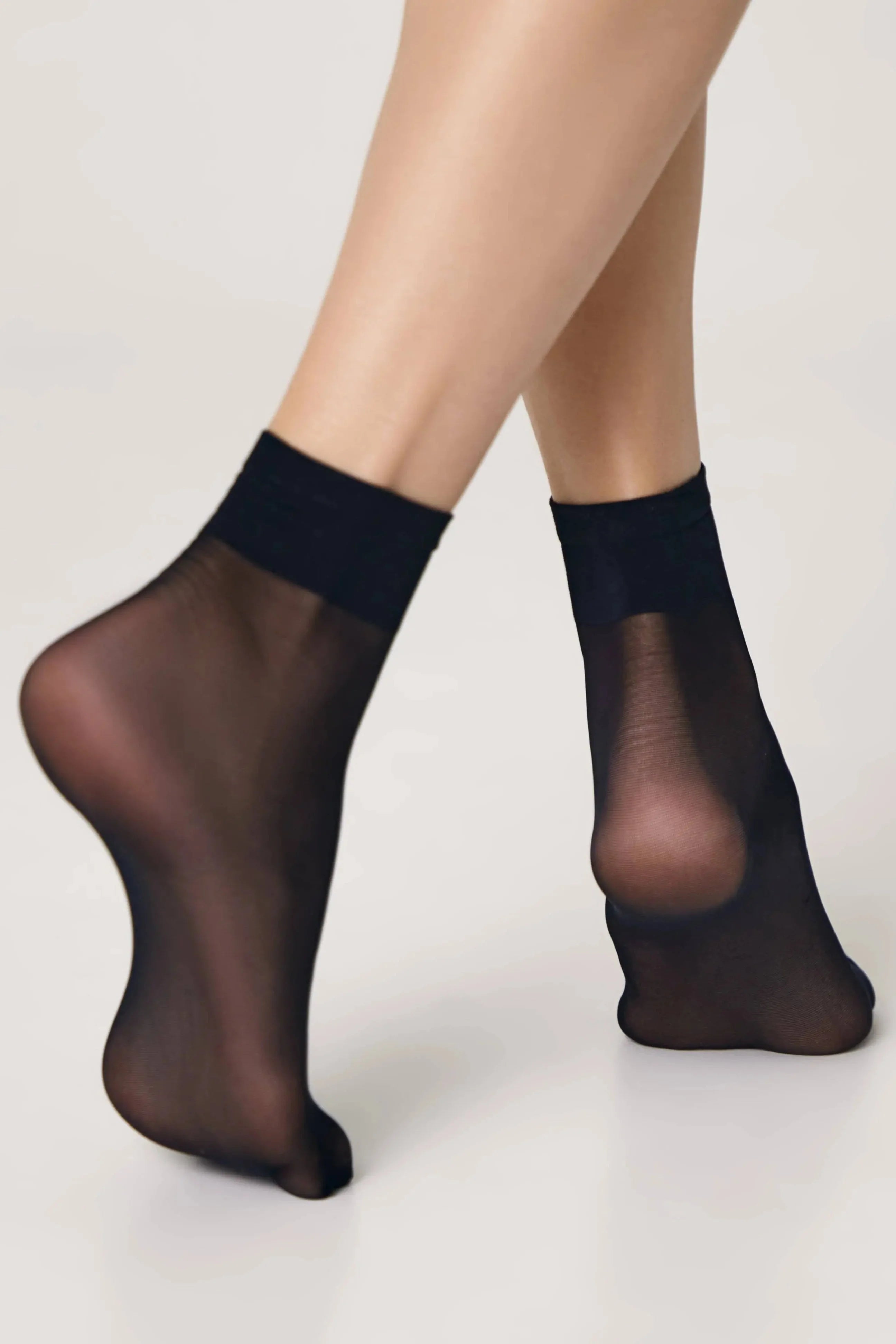 TheRanok.com Socks Conte Solo 20 Den (2 pairs) — in-use photo