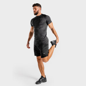 Wolf Seamless Tee - Onyx