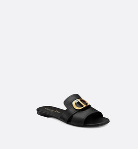 30 Montaigne Mule • Black Calfskin