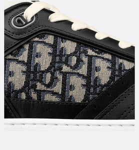 B27 Low-Top Sneaker • Black Smooth Calfskin with Beige and Black Dior Oblique Jacquard