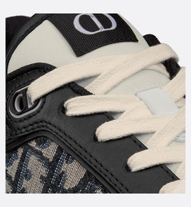 B27 Low-Top Sneaker • Black Smooth Calfskin with Beige and Black Dior Oblique Jacquard