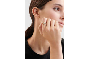 Rose Des Vents Ring • Yellow Gold, Diamonds and Mother-of-Pearl