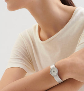 La D de Dior Satine • Ø 25 mm, Steel, White Mother-Of-Pearl and Diamonds