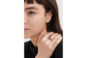 Rose Des Vents Ring • Pink Gold, Diamonds and Onyx