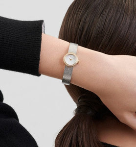 La Mini D de Dior Satine • Ø 19 mm, Steel, Yellow Gold, White Mother-Of-Pearl and Diamonds