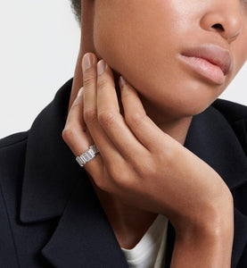 GEM DIOR Ring • 18K White Gold and Diamonds