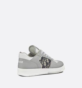 B27 Low-Top Sneaker • Gray and White Smooth Calfskin with Beige and Black Dior Oblique Jacquard