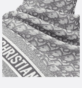 D-Oblique Shawl • Gray Wool, Silk and Cotton