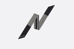30 Montaigne Mitzah Scarf • Black and White Silk Twill