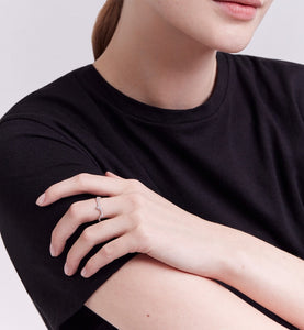 Bois de Rose Ring • White Gold and Diamonds