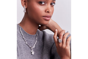 Rose Dior Bagatelle Necklace • 18K White Gold and Diamonds