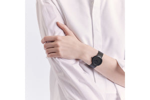 La D de Dior Black Ultramatte • Ø 34 mm, Black Ultramatte Steel and Black Diamonds