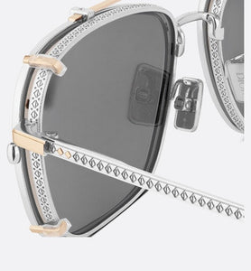 CD Diamond S4U • Gray and Beige Mirrored Square Sunglasses