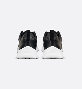 B25 Runner Sneaker • Black Smooth Calfskin and Beige and Black Dior Oblique Jacquard