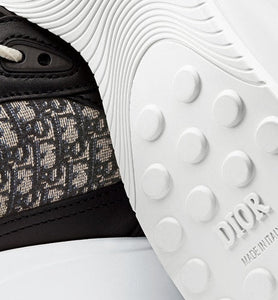 B25 Runner Sneaker • Black Smooth Calfskin and Beige and Black Dior Oblique Jacquard
