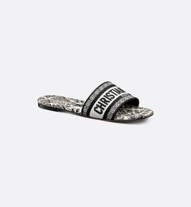 Dway Slide • White and Black Embroidered Cotton with Plan de Paris Motif