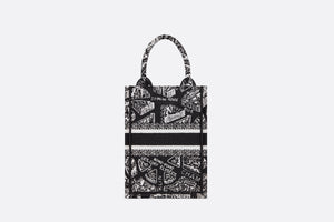 Mini Dior Book Tote Phone Bag • Black and White Plan de Paris Embroidery (13 x 18 x 5 cm)