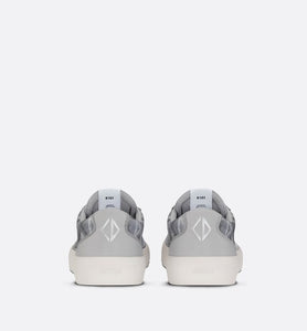 B101 Sneaker • Dior Gray CD Diamond Canvas, Smooth Calfskin and Nubuck