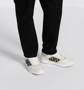 B27 Low-Top Sneaker • Cream and White Smooth Calfskin with Beige and Black Dior Oblique Jacquard