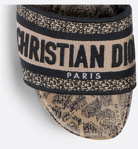 Dway Slide • Beige and Black Cotton Embroidered with Plan de Paris Motif
