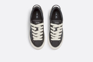 B33 Sneaker • Black Smooth Calfskin and Dior Oblique Jacquard