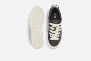 B33 Sneaker • Black Smooth Calfskin and Dior Oblique Jacquard