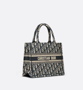 Small Dior Book Tote • Ecru and Blue Dior Oblique Embroidery (26.5 x 21 x 14 cm)