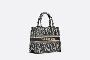 Small Dior Book Tote • Ecru and Blue Dior Oblique Embroidery (26.5 x 21 x 14 cm)