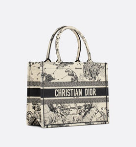 Medium Dior Book Tote • Latte and Black Dior Zodiac Embroidery (36 x 27.5 x 16.5 cm)