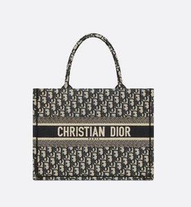 Medium Dior Book Tote • Ecru and Blue Dior Oblique Embroidery (36 x 27.5 x 16.5 cm)