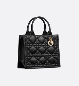 Small Dior Book Tote • Black Macrocannage Calfskin (26.5 x 21 x 14 cm)