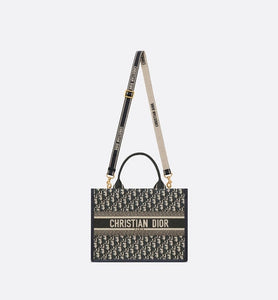 Medium Dior Book Tote • Blue Dior Oblique Embroidery and Calfskin (36.5 x 28 x 17.5 cm)