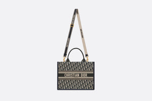 Medium Dior Book Tote • Blue Dior Oblique Embroidery and Calfskin (36.5 x 28 x 17.5 cm)