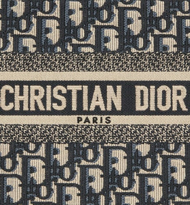 Small Dior Book Tote • Blue Dior Oblique Embroidery and Calfskin (26.5 x 21 x 14 cm)