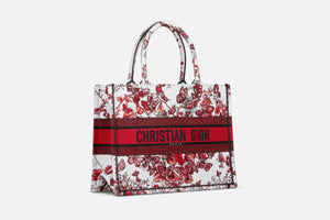 【DIOR】24Cruise BOOK TOTE Mサイズ Le Coeur De Papillons CHRISTIAN DIOR Canvas Embroidered Medium Le Coeur Des