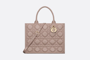 Medium Dior Book Tote • Warm Taupe Macrocannage Calfskin (36.5 x 28 x 17.5 cm)