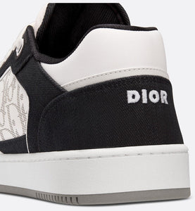 B27 Low-Top Sneaker • White Smooth Calfskin, Black Denim and White Dior Oblique Galaxy Leather