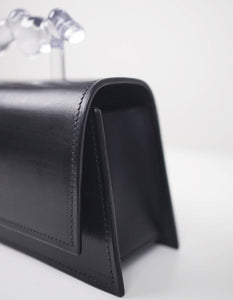 Vegetable-Tanned Leather Handbag with 3D Printed Handle