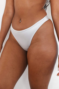 Sleek Mindful Thong - Frost