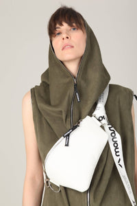 Liver Bag With Belt