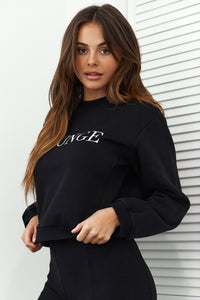 Essential Jumper - Black