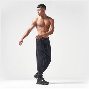 Essential Jogger Pant - Black