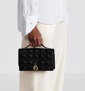 Dior handle bag clearance